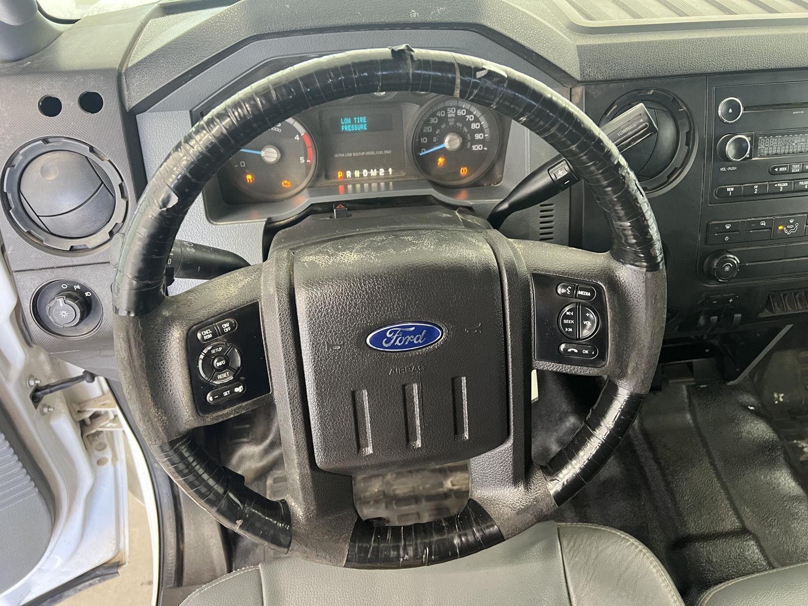 2014 Ford F-350 Super Duty XL - Photo 17
