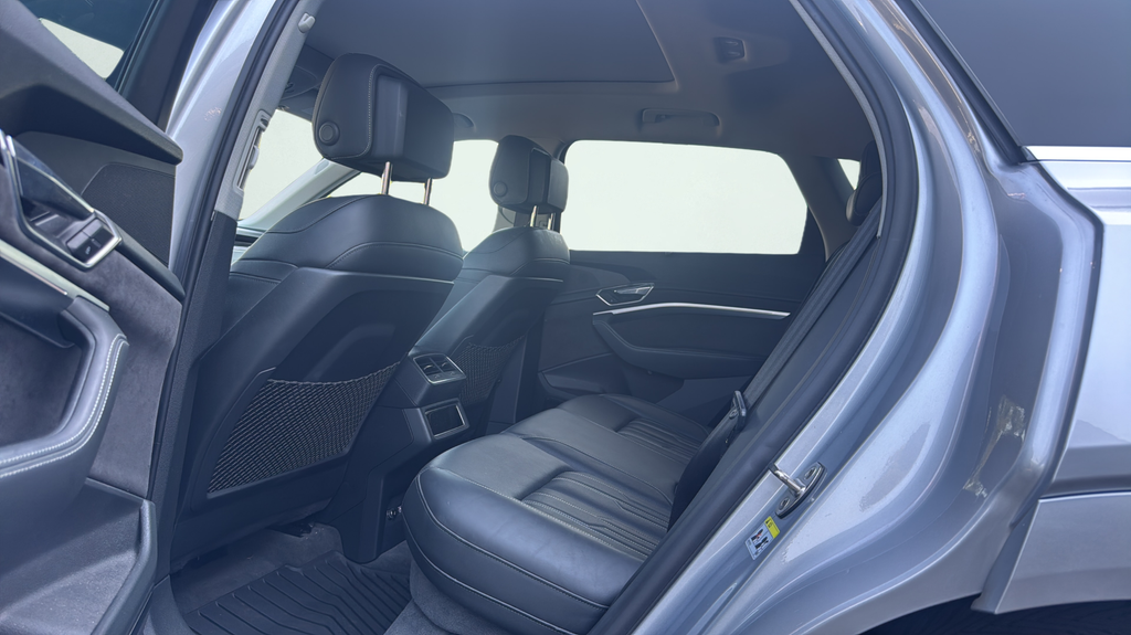 Used 2019 Silver Audi Prestige image 15
