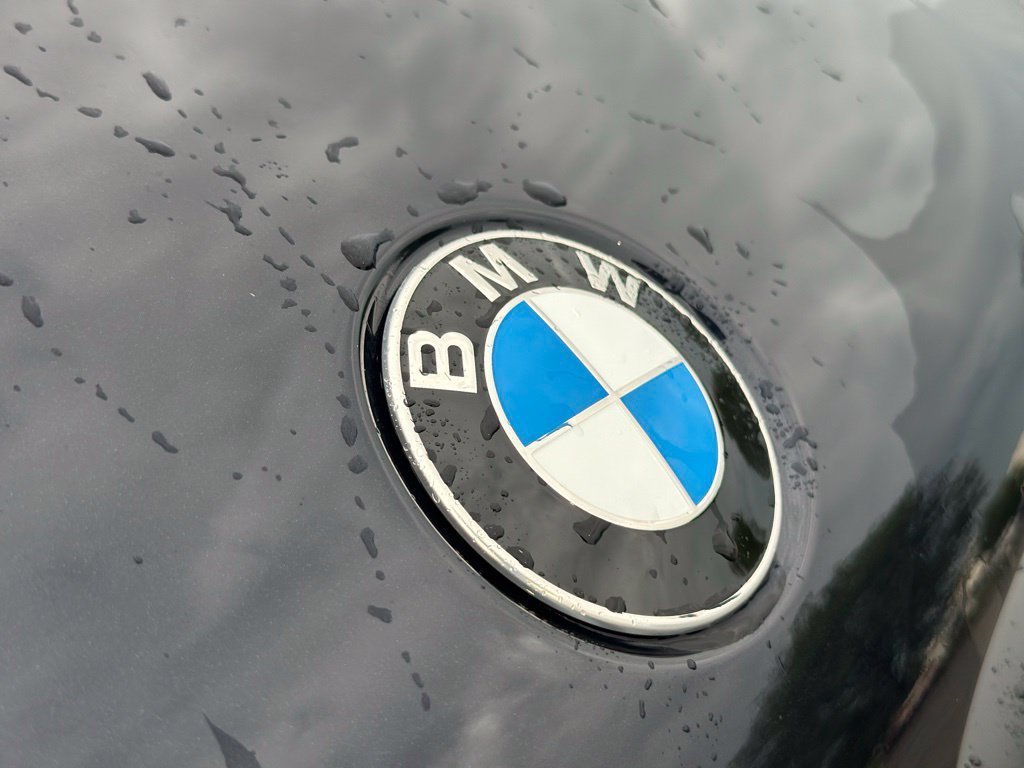 New 2026 Carbon Black Metallic BMW xDrive40i image 11