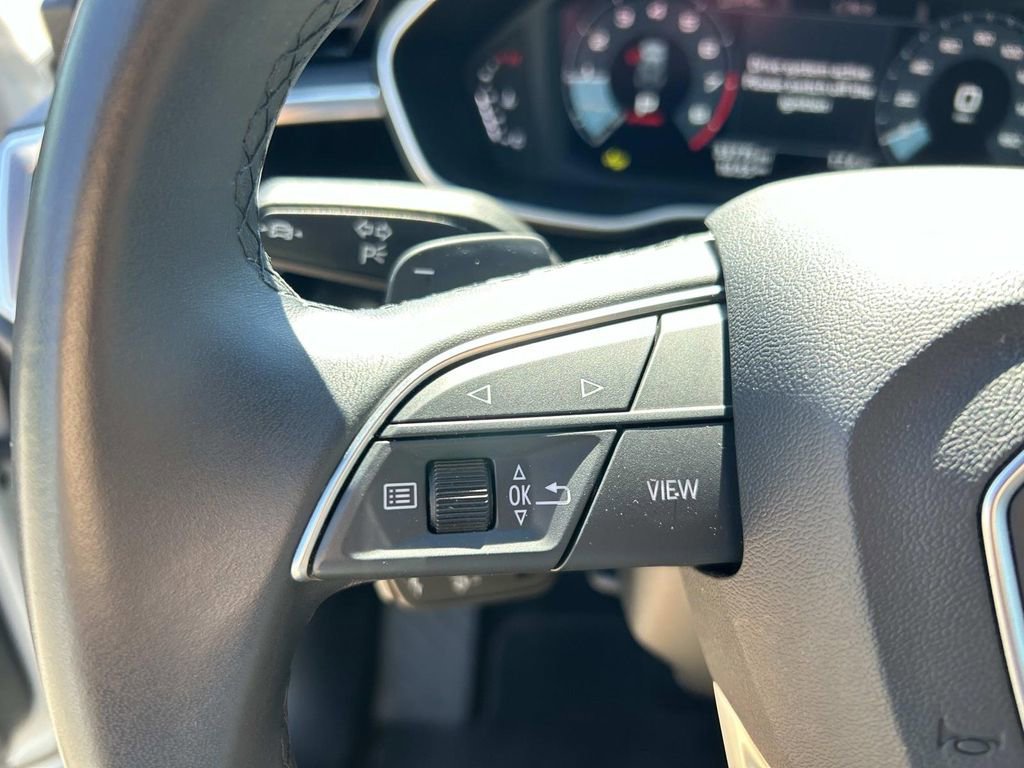 Used 2025 White Audi S line Premium image 32