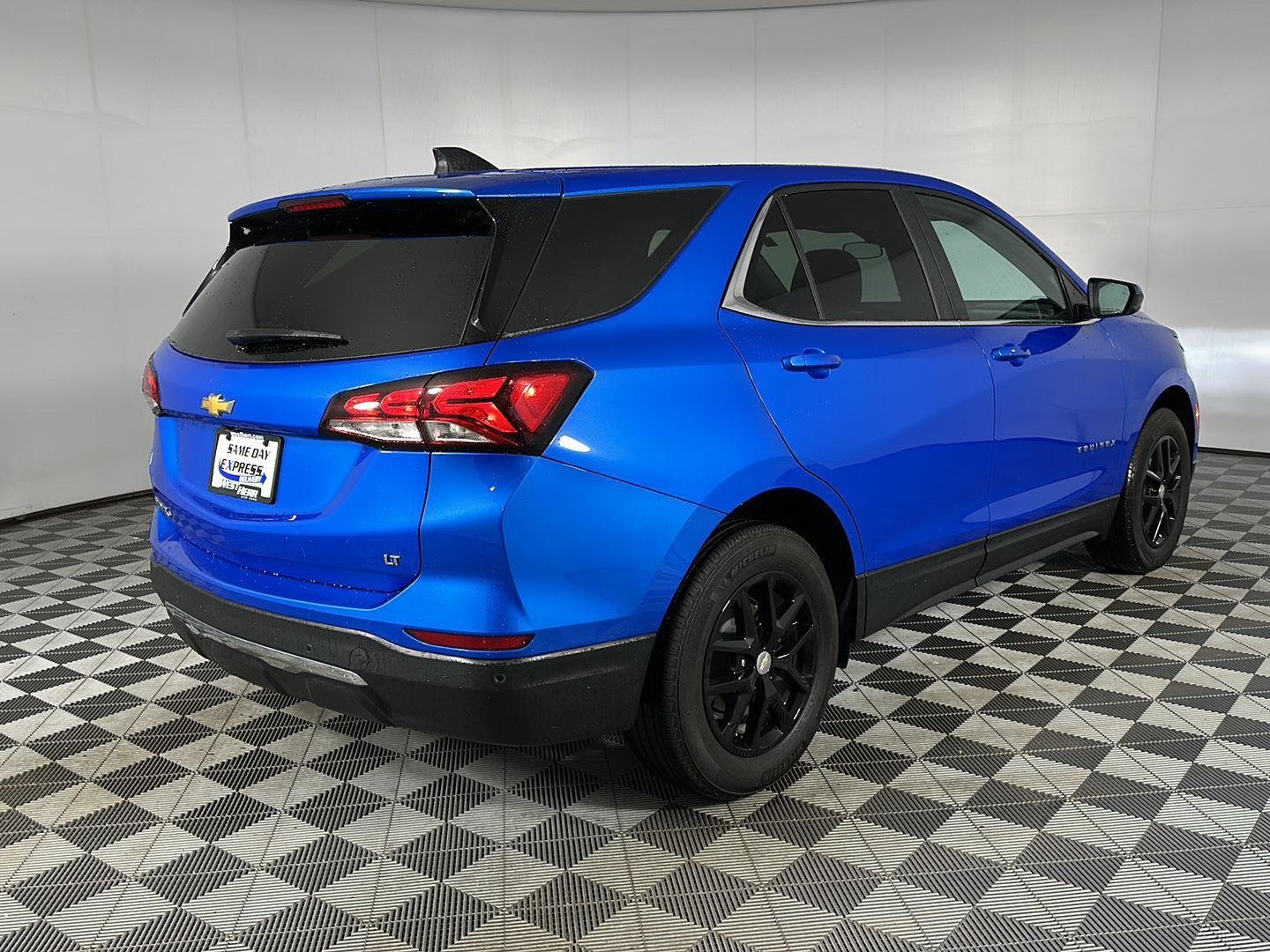 Used 2024 Riptide Blue Chevrolet LT image 7