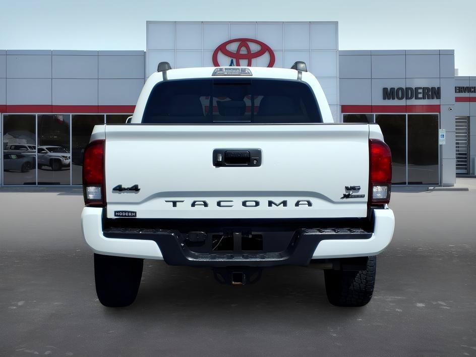 Used 2019 Super White Toyota SR5 image 4