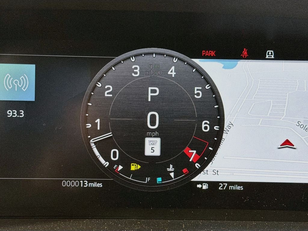 New 2026 Borasco Grey Land Rover X-Dynamic SE image 12