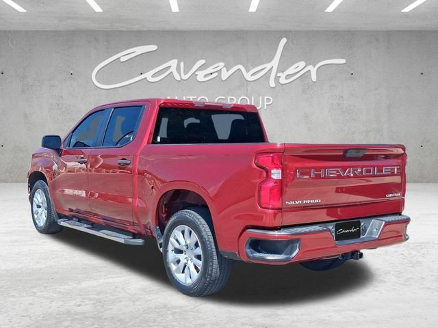 Used 2021 CHERRY RED TINTCOAT Chevrolet Custom image 15