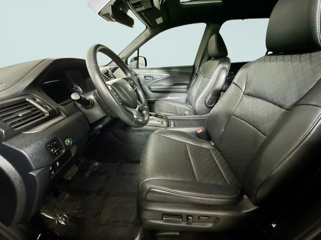 Used 2020 Gray Honda EX-L image 6