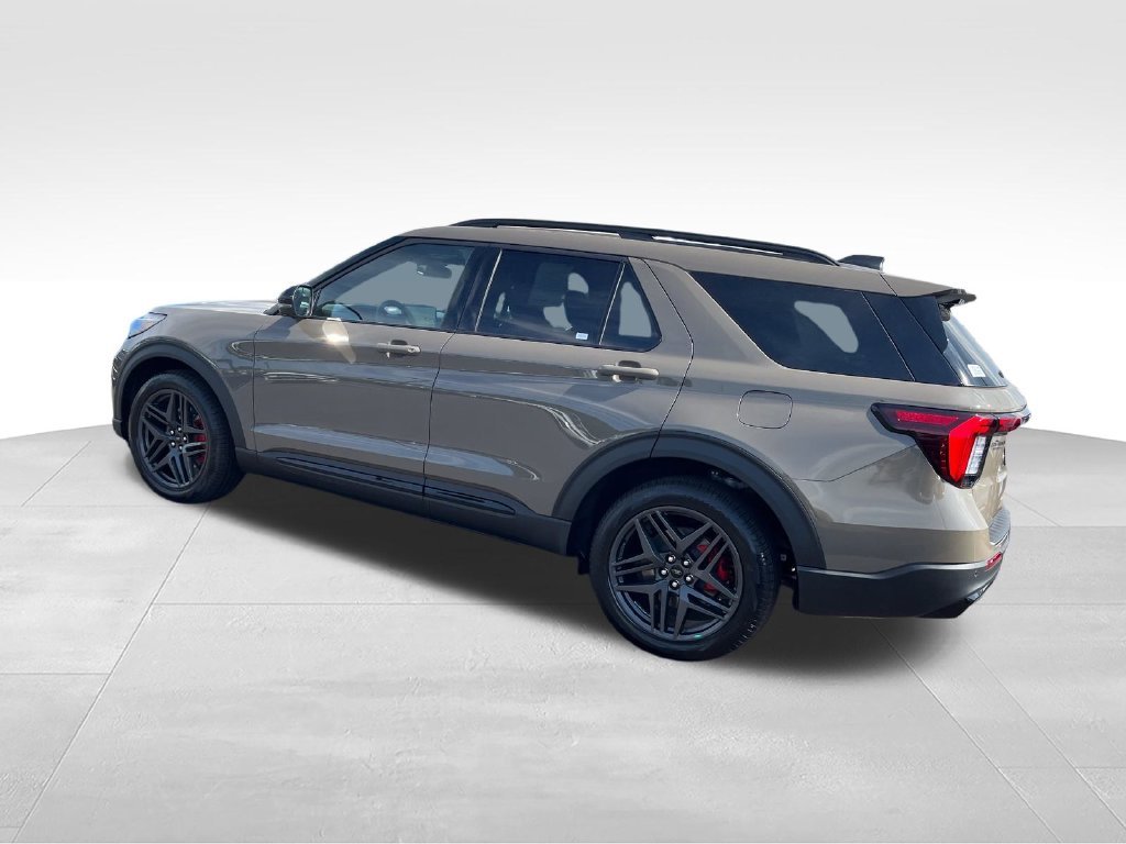 New 2027 Marsh Gray Ford ST image 3