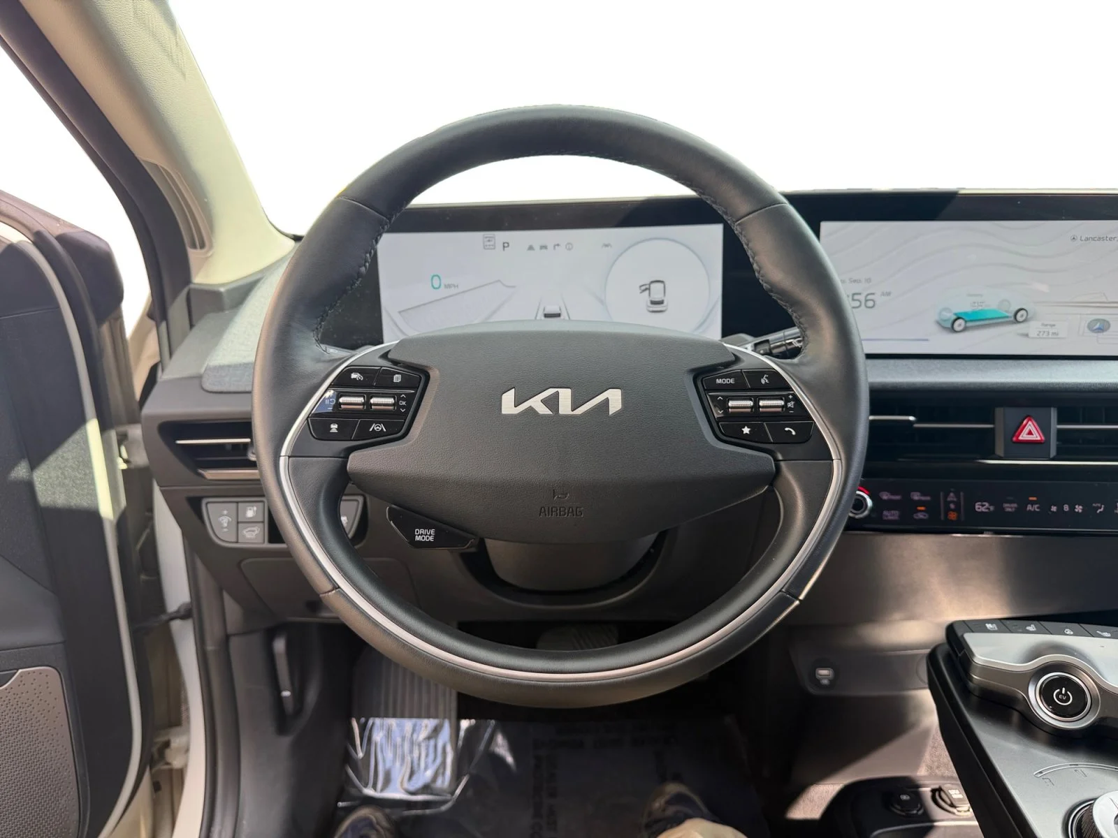 Used 2023 Glacier Kia Wind image 9