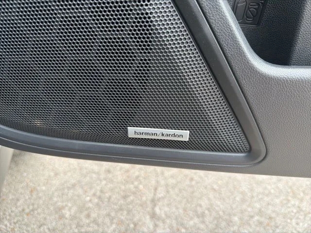 Used 2025 Gray Subaru Onyx Edition image 11
