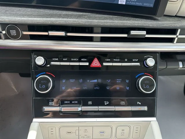 Used 2024 Black Hyundai Calligraphy image 19