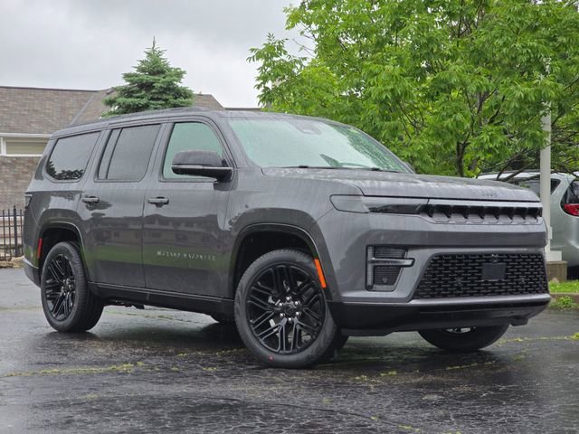 New 2026 Baltic-Gray Metallic Clear-Coat Exterior Paint Jeep Limited Reserve image 2