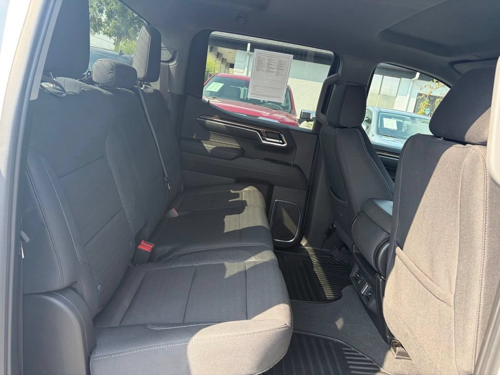 2024 Chevrolet Silverado 1500 LT - Photo 28