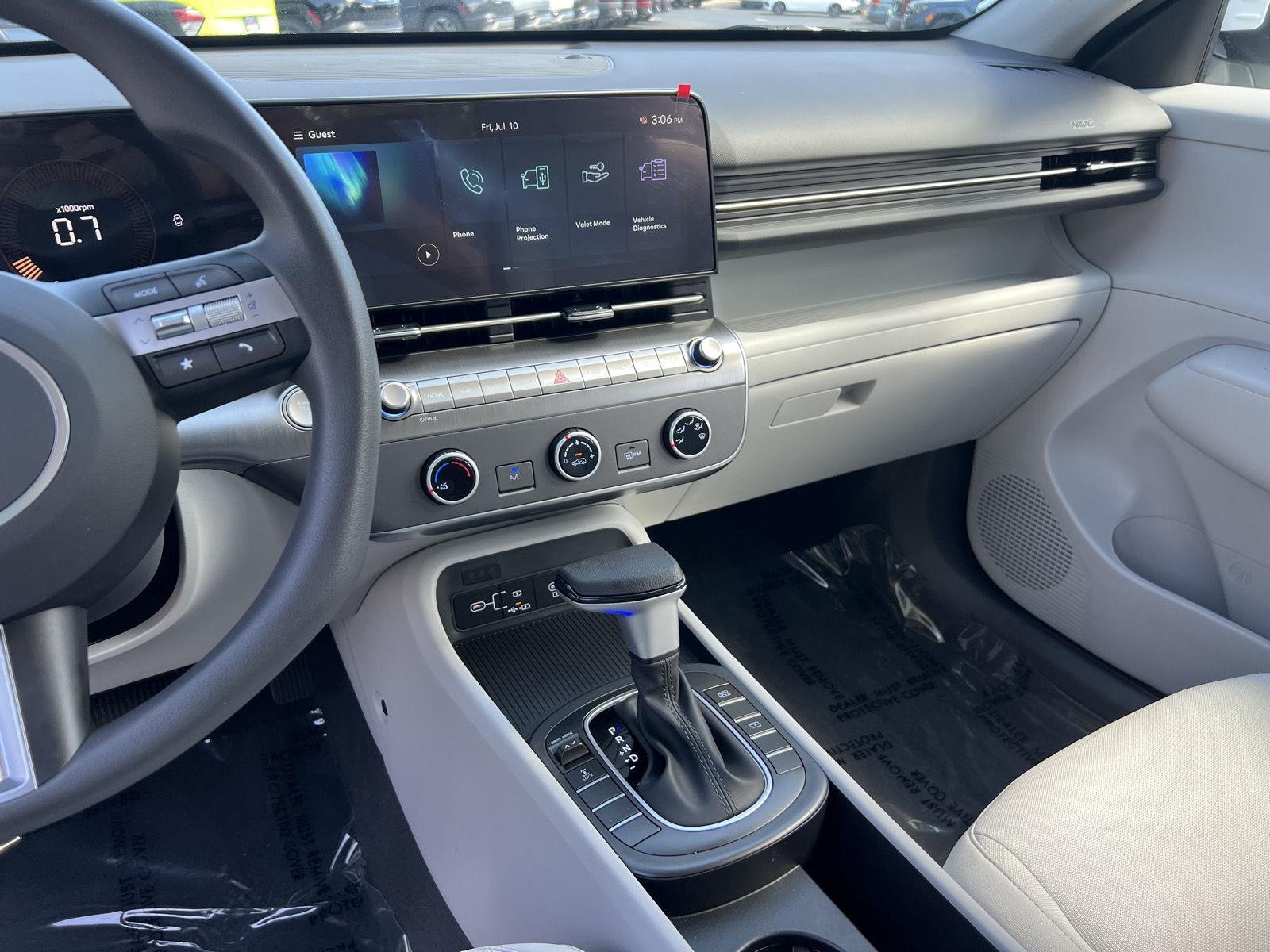 2026 Hyundai Kona SE - Photo 35