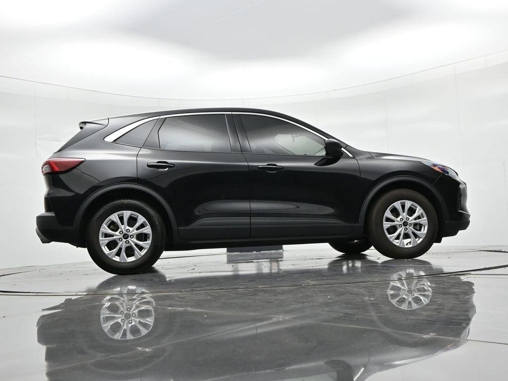 Used 2024 Black Metallic Ford Active FWD image 23