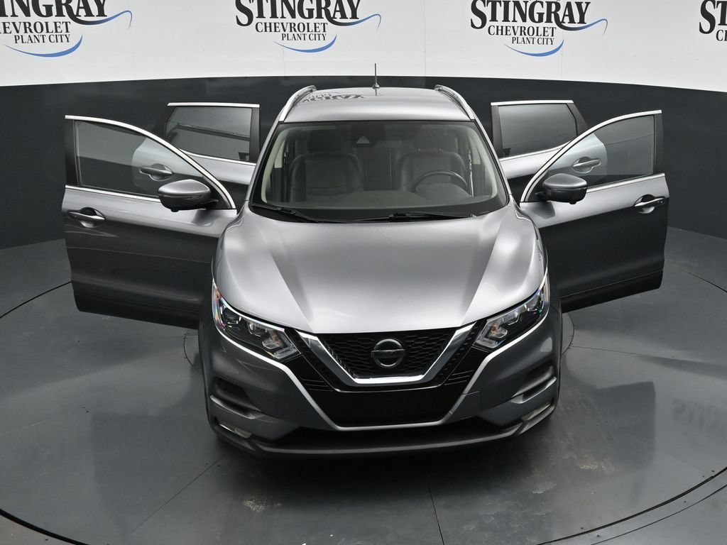 Used 2022 Gray Nissan SV FWD Xtronic CVT image 34