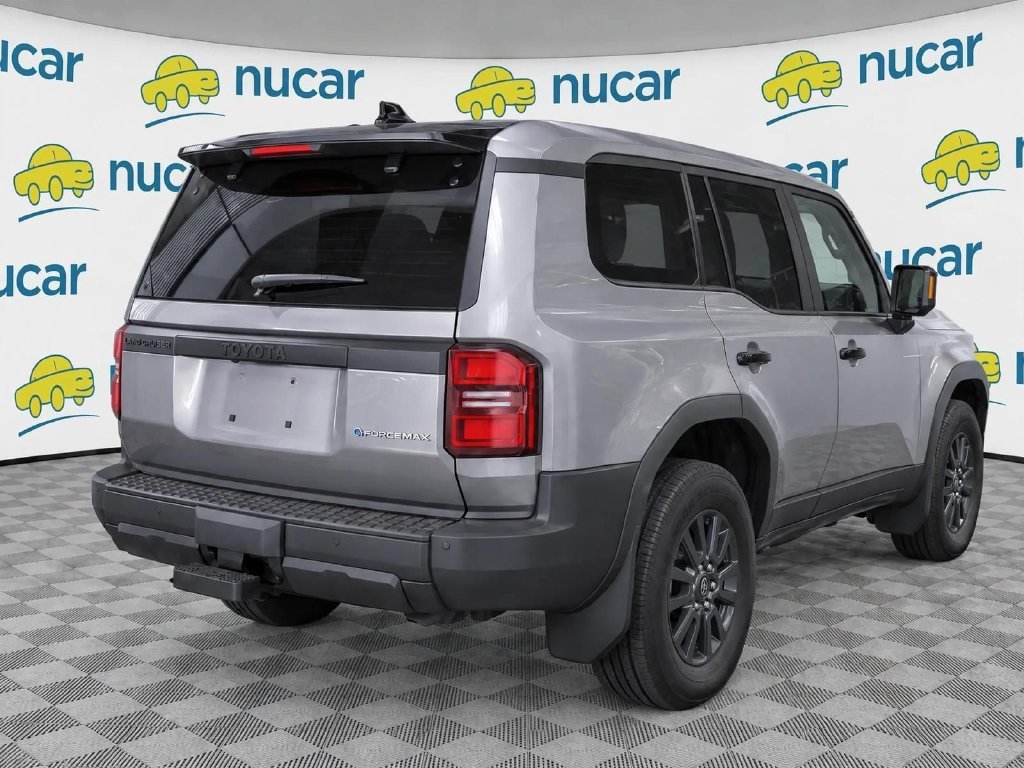 Used 2027  Toyota 1958 image 4