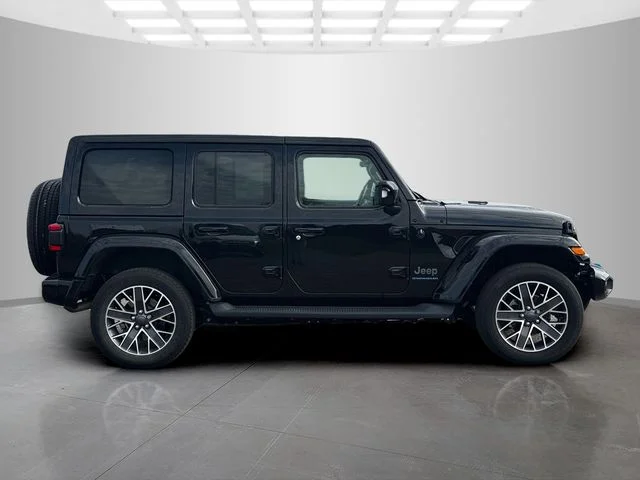Certified Used 2023 Black Jeep High Altitude 4xe image 8