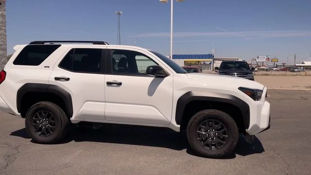 Used 2025 White Toyota SR5 image 3
