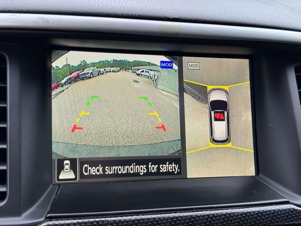 Used 2020 Black Nissan SL image 4