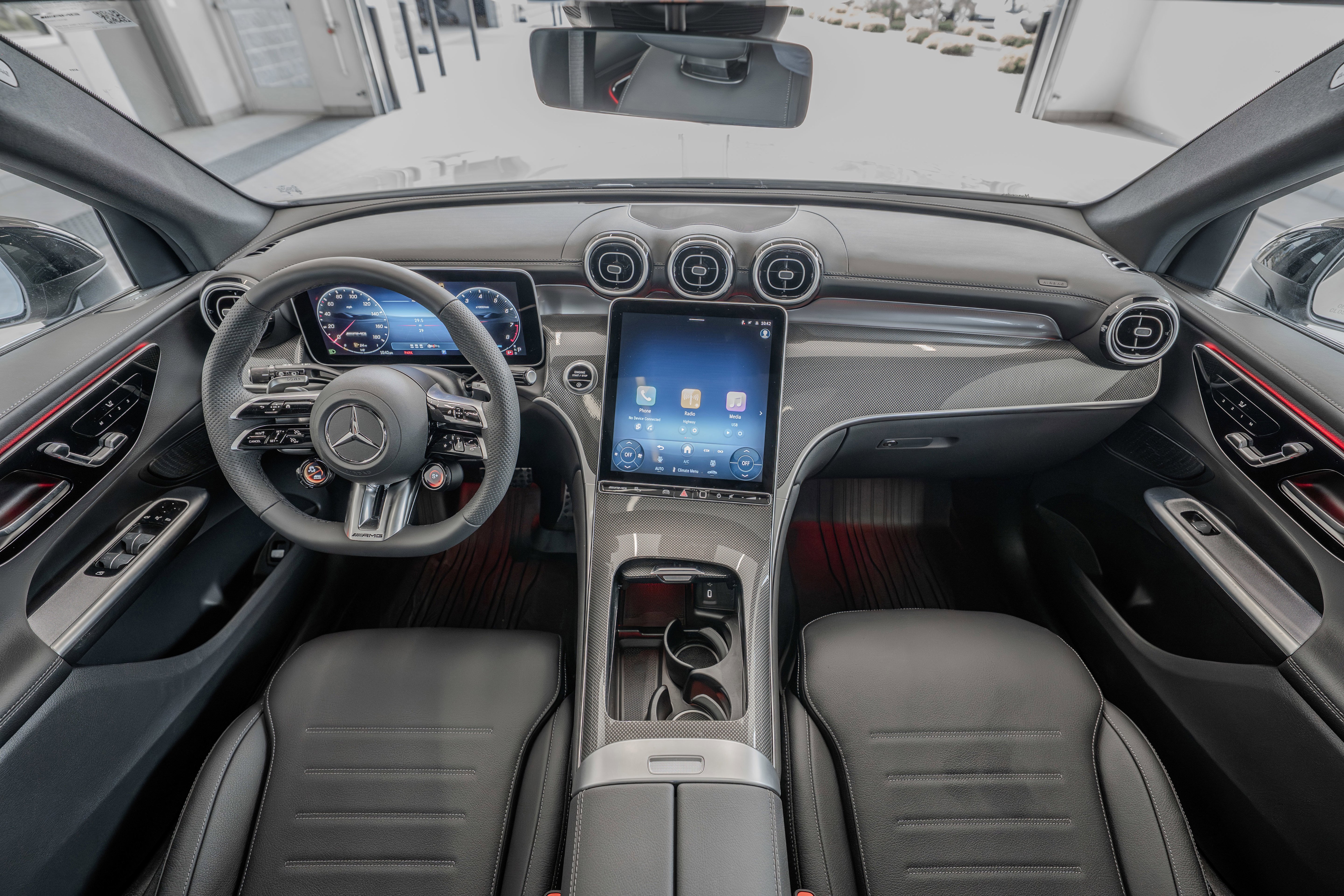 2025 Mercedes-Benz GLC AMG GLC43 - Photo 44