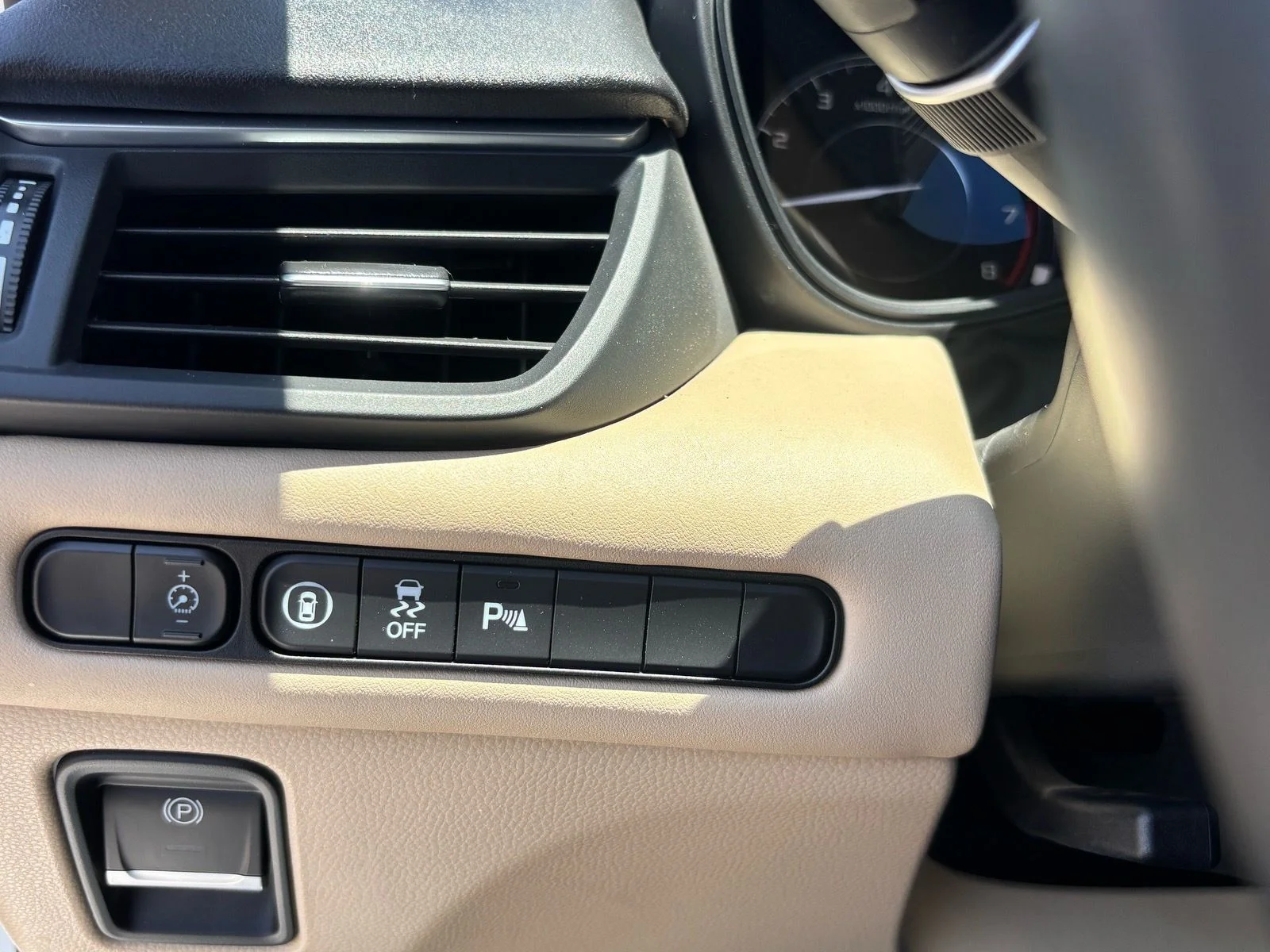 Used 2021 White Acura Technology Package image 26