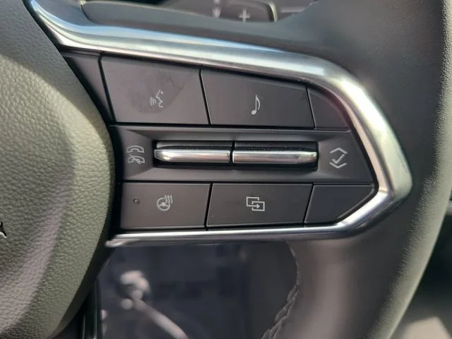 New 2027 Summit White Chevrolet LT image 27
