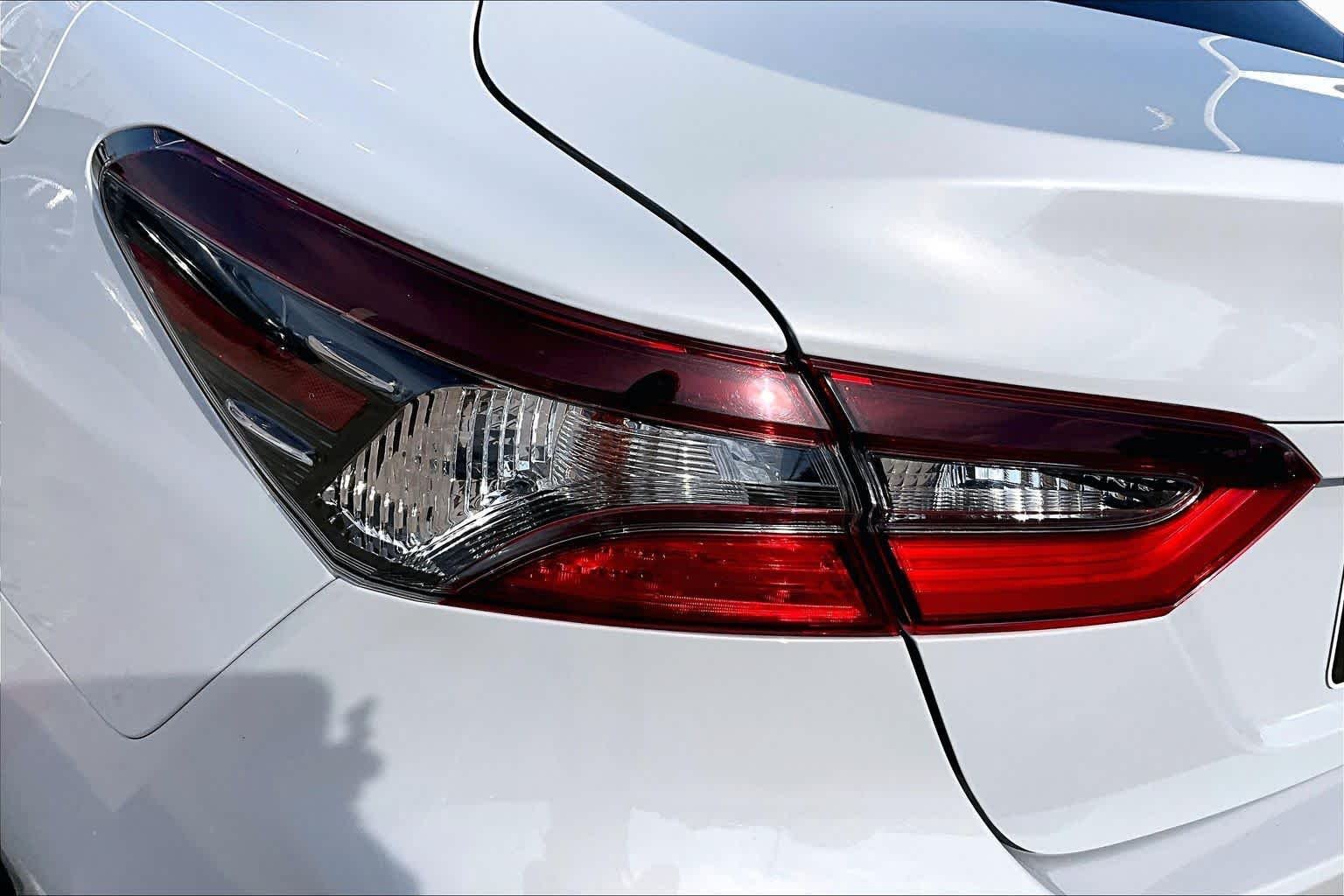 Used 2022 Ice Edge Toyota LE image 27