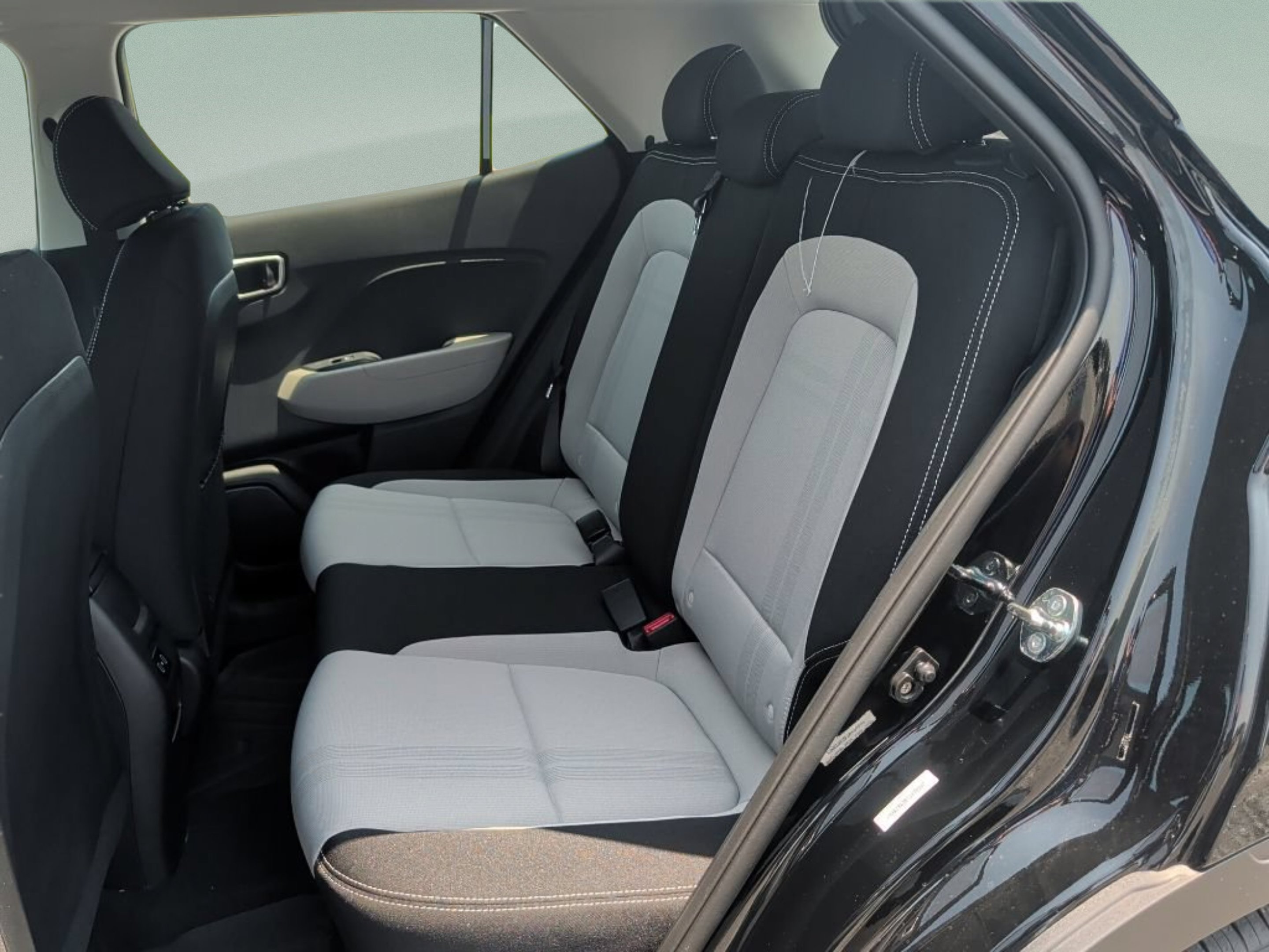 New 2026 Onyx Black Hyundai SEL image 35