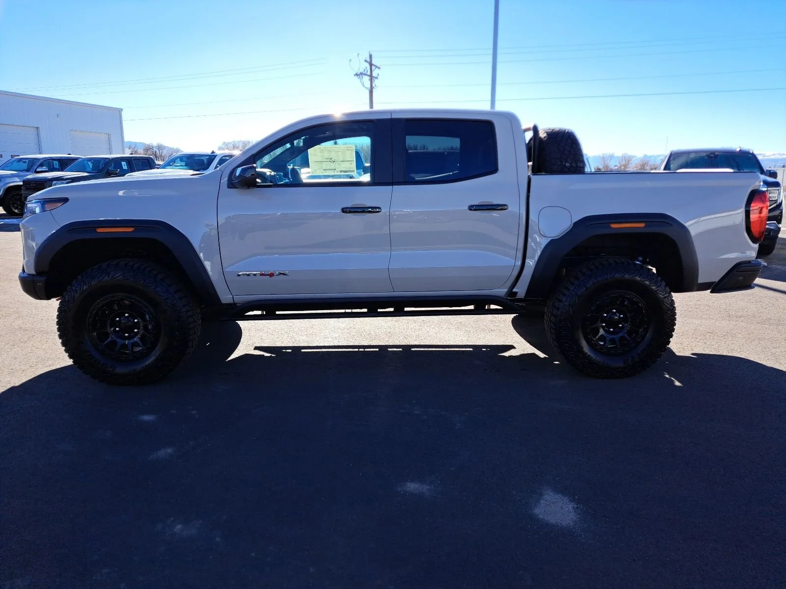 2026 GMC Canyon AT4X - Photo 9