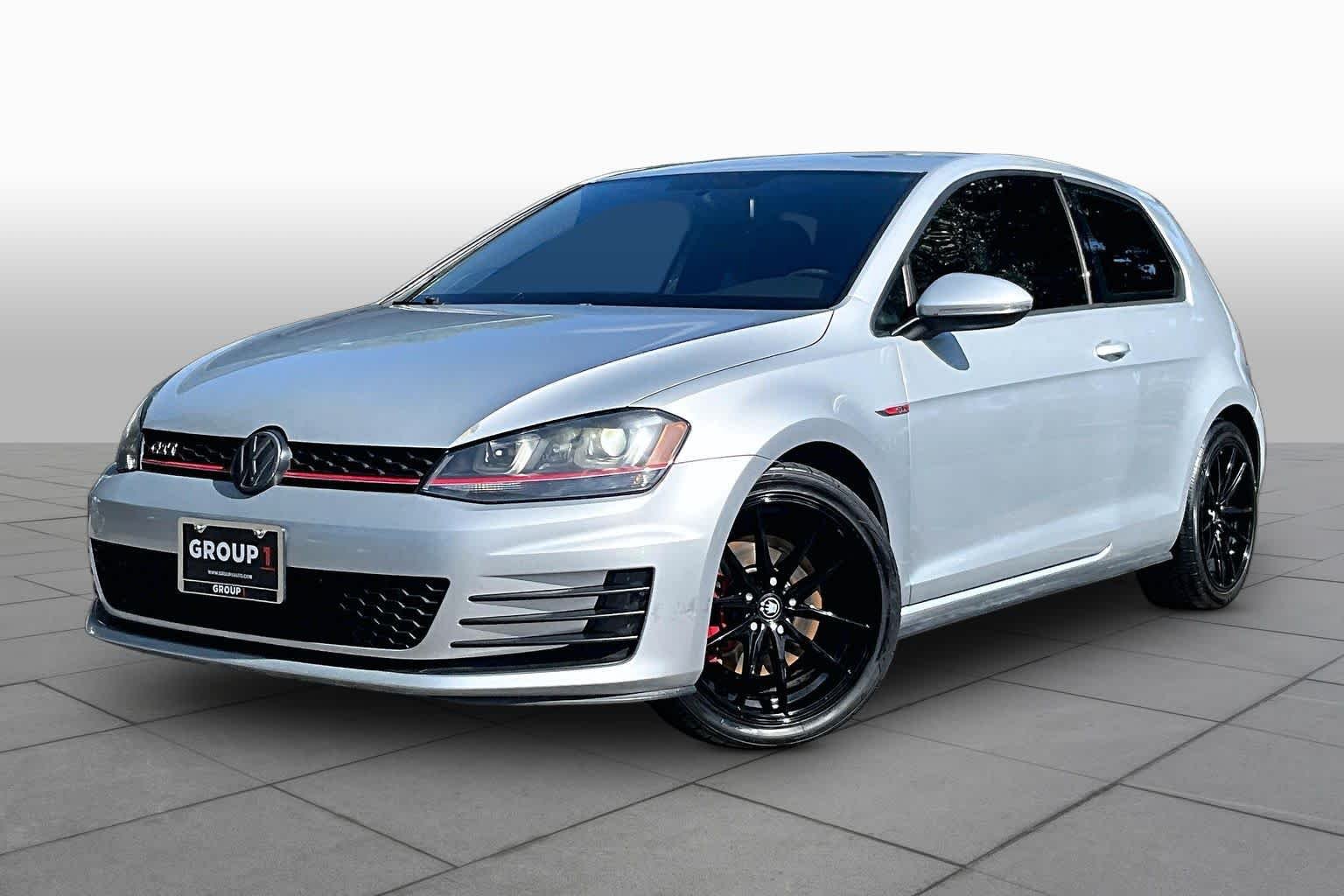Pre-Owned 2015 Volkswagen Golf GTI S