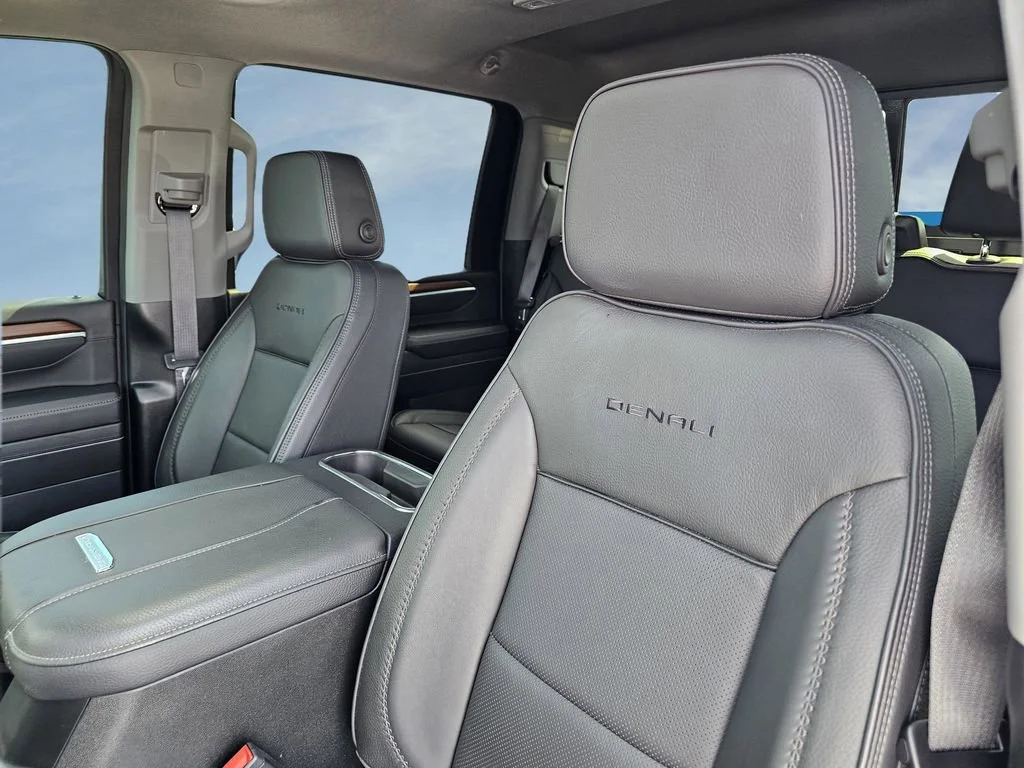 Used 2025 Titanium Rush Metallic GMC Denali image 18