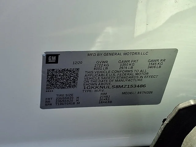 Used 2021 White GMC SLT image 30