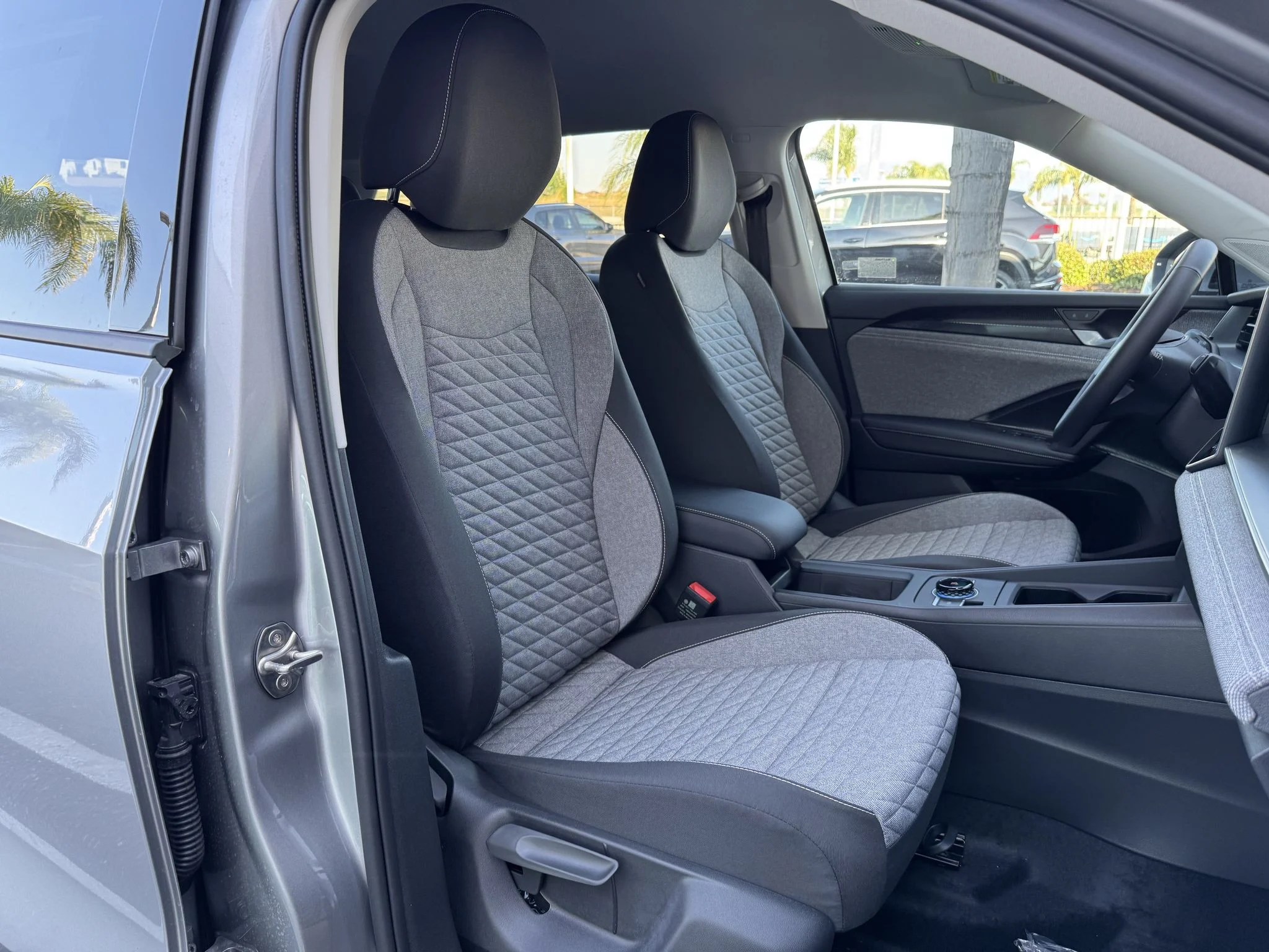 New 2026 Pyrite Silver Metallic Volkswagen S image 31