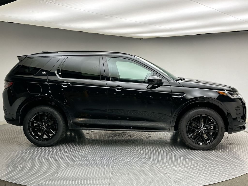 New 2026 Santorini Black Metallic Land Rover Landmark image 4