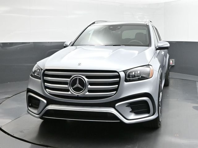 Used 2025 Silver Mercedes-Benz GLS 450 image 30