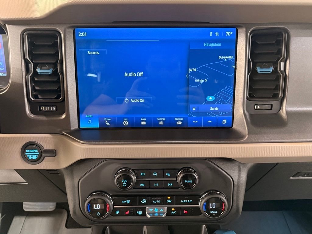 Used 2024 Gray Ford Wildtrak image 22