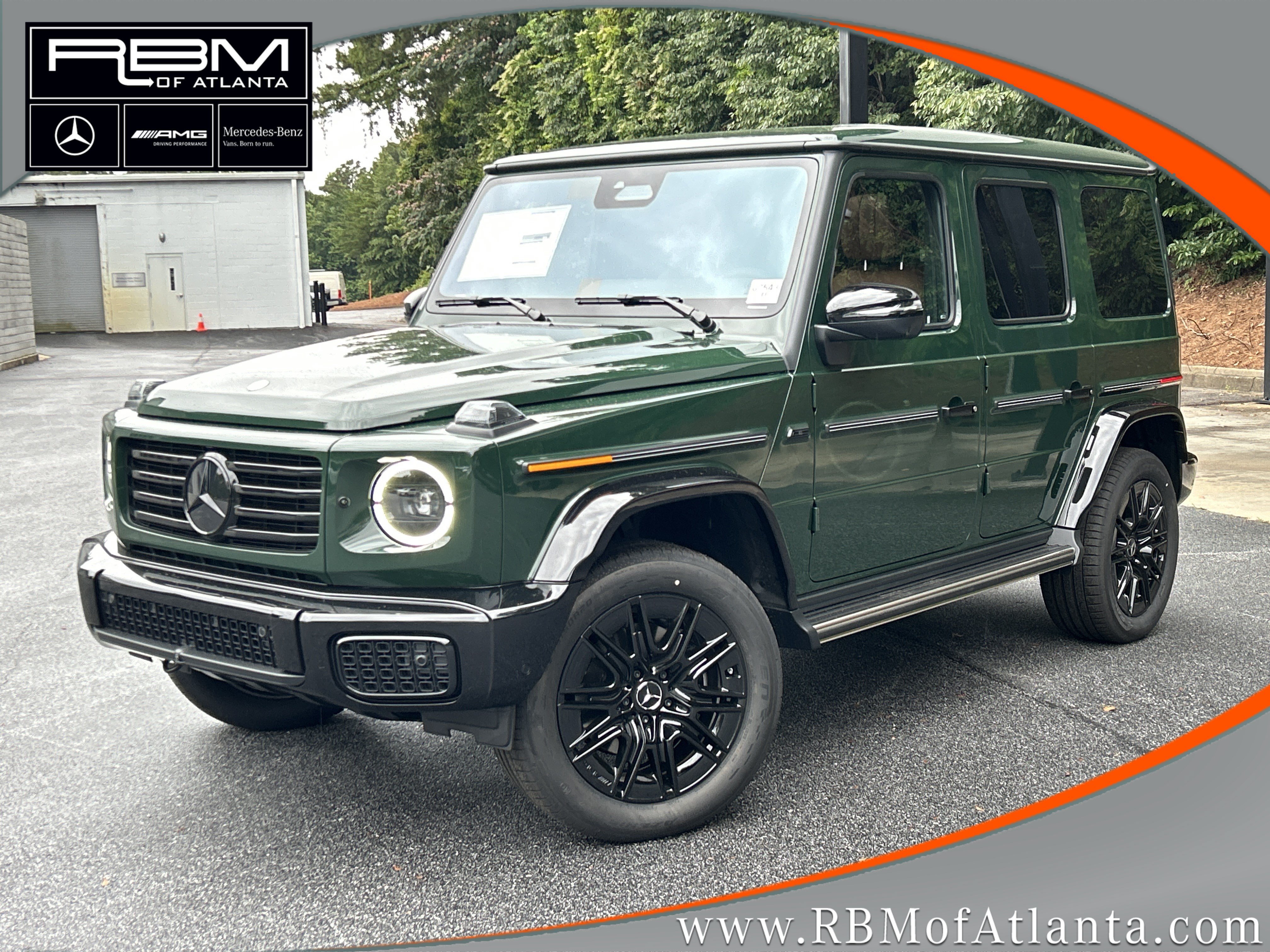 New 2026 MANUFAKTUR Deep Green Non-Metallic Mercedes-Benz G 580e SUV image 1