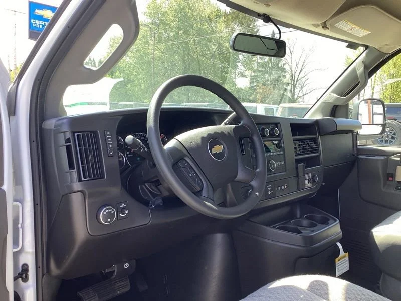 2026 Chevrolet Express Cargo Work Van - Photo 21