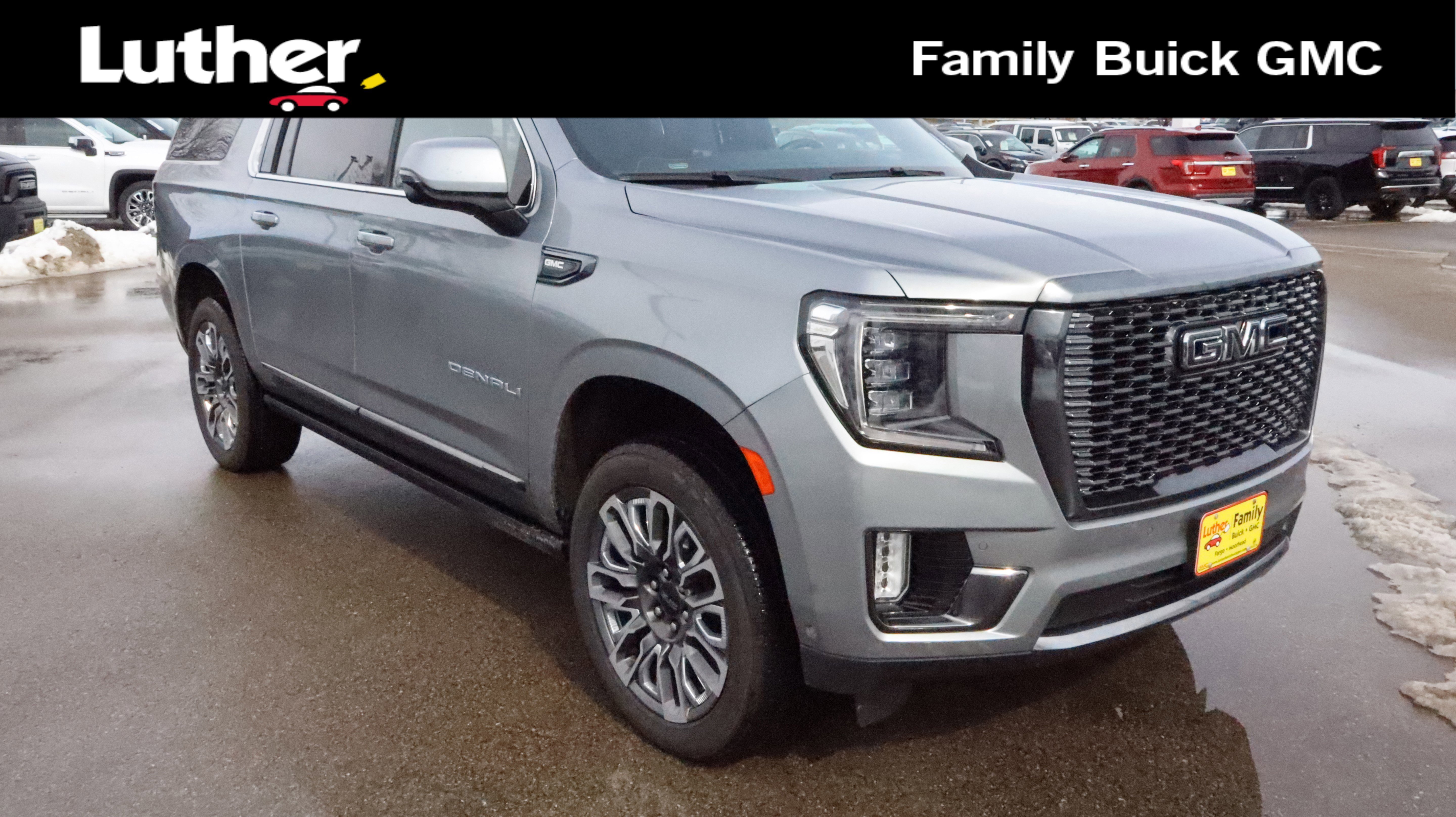 2023 GMC Yukon Denali Ultimate AWD's photo