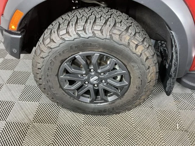 Used 2024 Chili Pepper Red Ford Raptor image 10