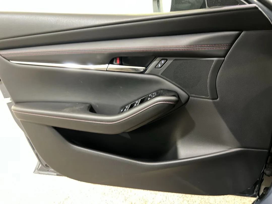 2026 Mazda Mazda3 Carbon Edition - Photo 18