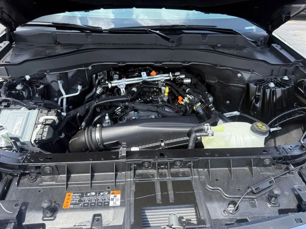 New 2026 Agate Black Metallic Ford Active image 68