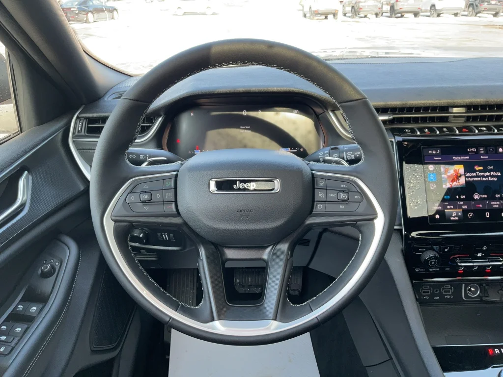 New 2026 Silver Zynith Jeep Altitude 4x4 image 11