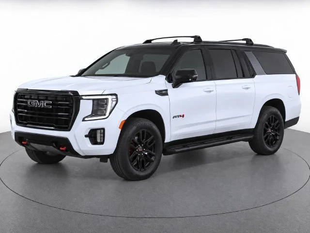 Used 2021 WHITE FROST TRICOAT GMC AT4 image 7