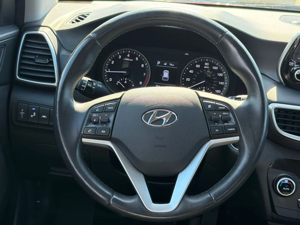 Used 2021 Red Hyundai Limited image 24