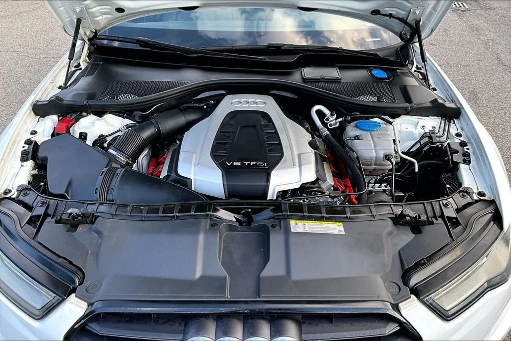 Used 2018 White Audi 3.0 image 30