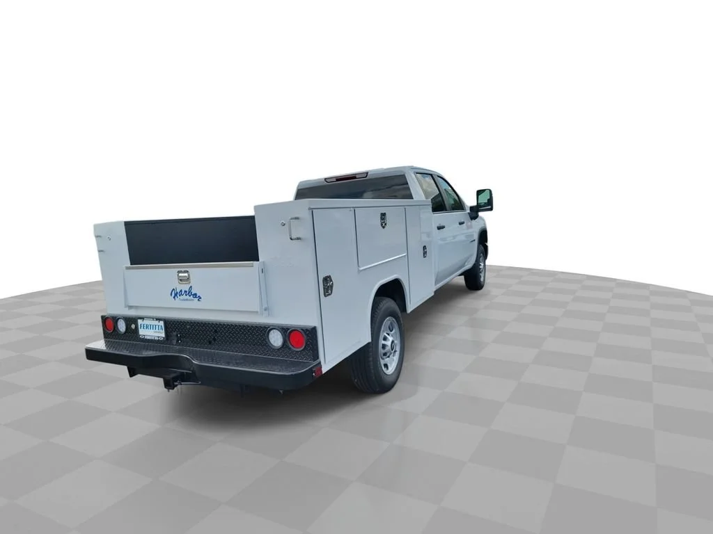 New 2026 Summit White Chevrolet WT image 8