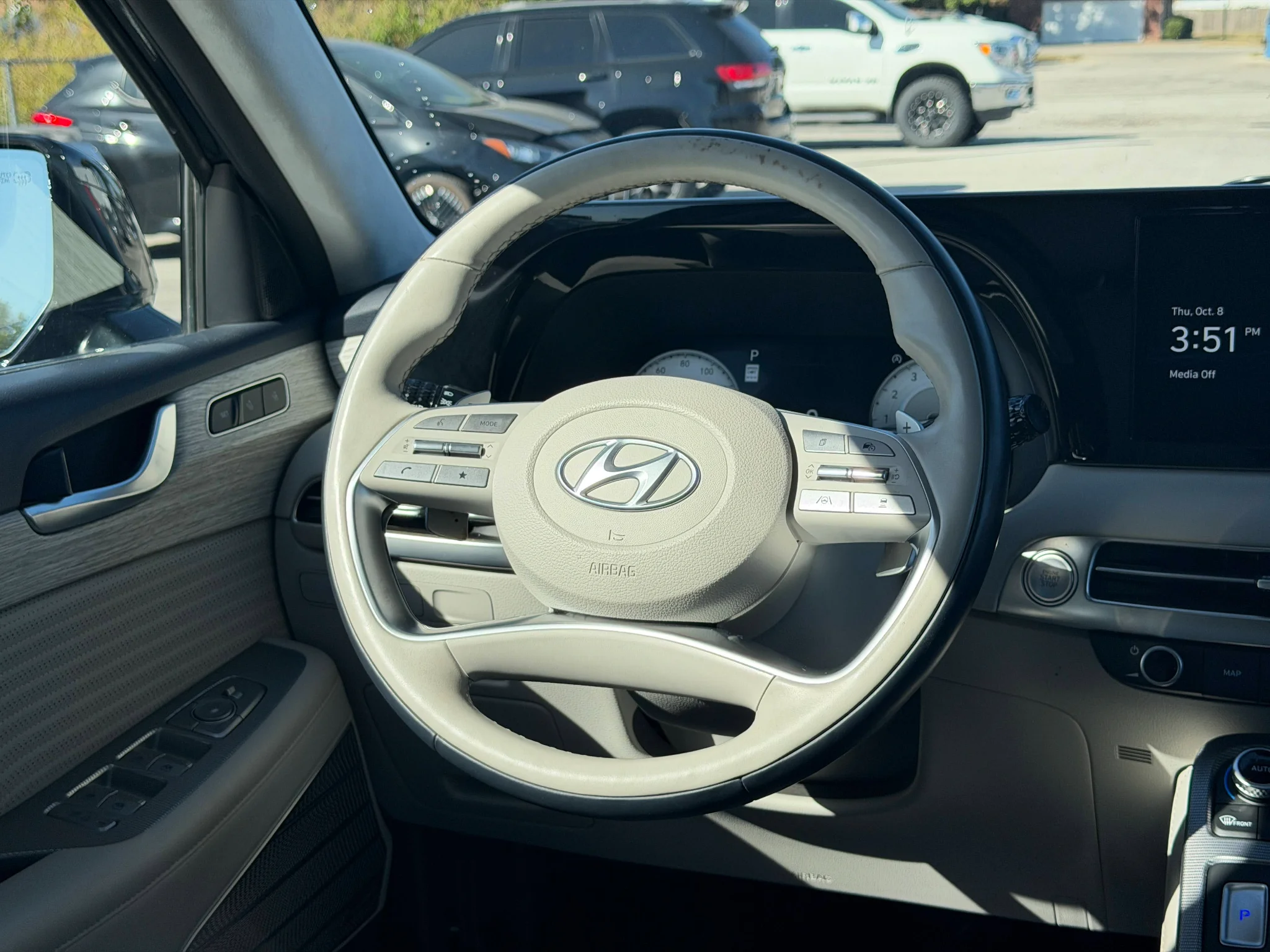 Used 2024 Moonlight Cloud Hyundai Calligraphy image 12