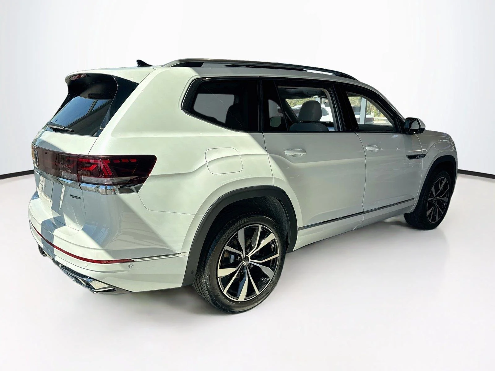 New 2026 Opal White Pearl Volkswagen 2.0T SEL Premium R-Line image 7