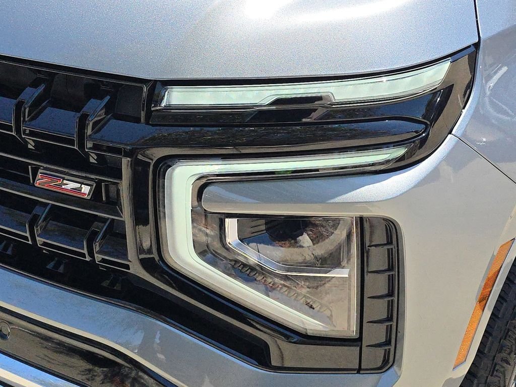 Used 2026 Gray Chevrolet Z71 image 36