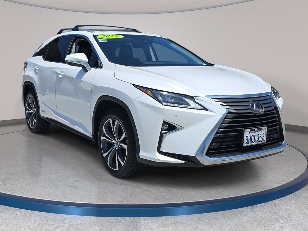 Used 2019 White Lexus 450h image 4